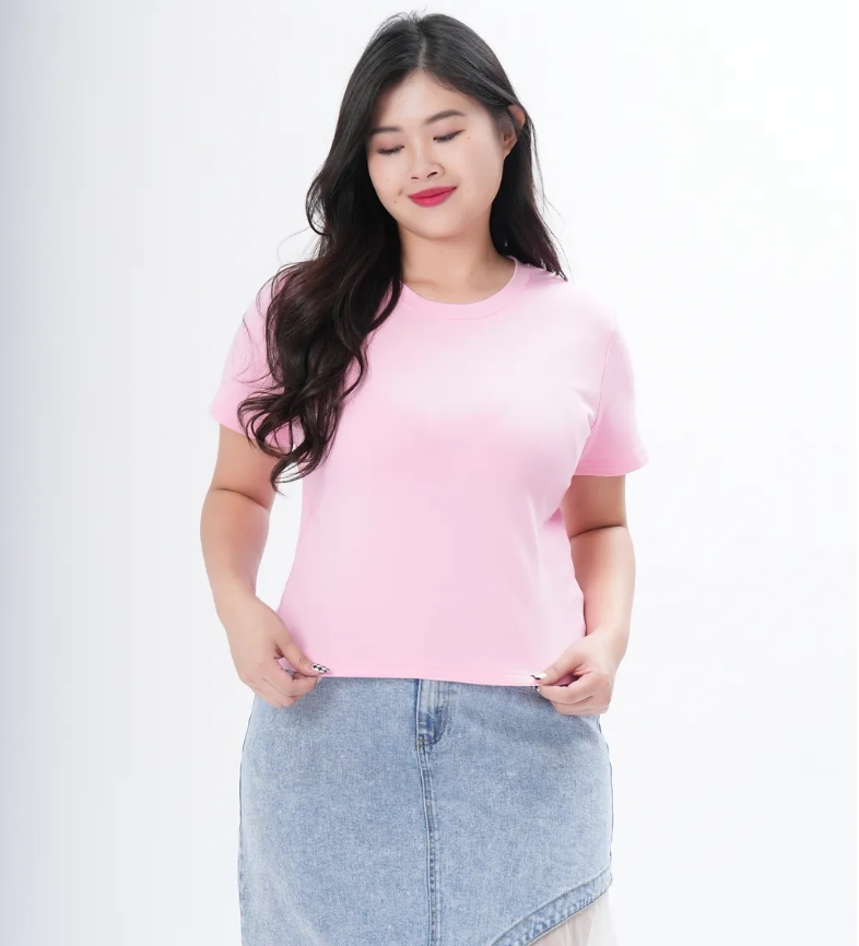 Classic Round Neck Tee Classic Round Neck Tee